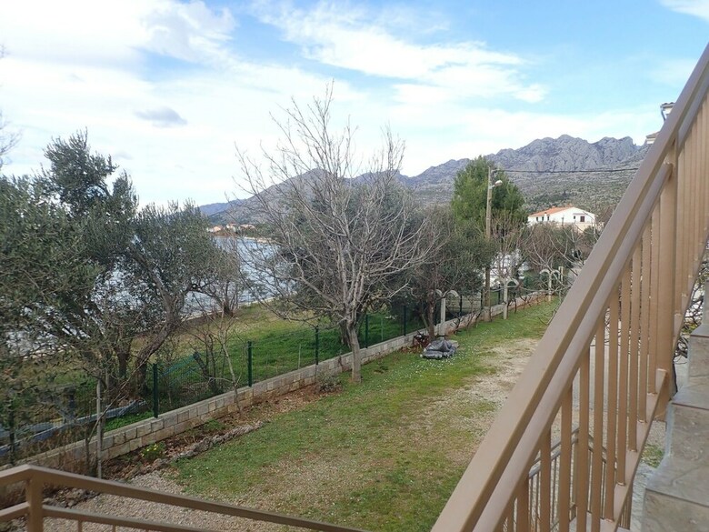 Apartments Sidro-by The Sea