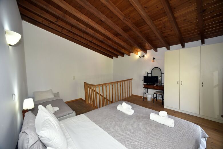 Aparthotel Olive Press Hotel & Apartments