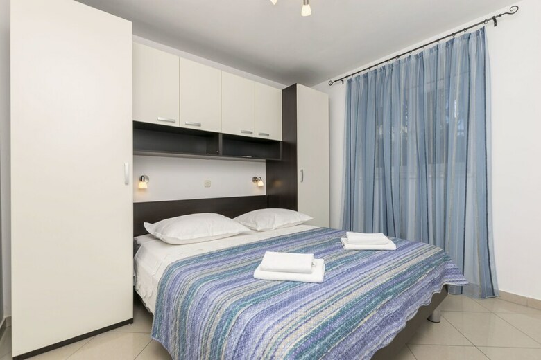 Apartments Maja