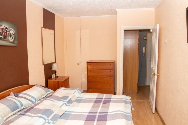 Apartment On Posyetskaya 16