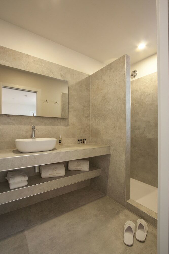 Agroturismo Hillside House Suites & Spa