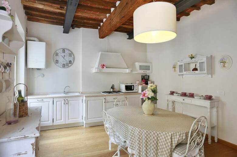 Apartamento Appartamento Lory By Vacation In Lucca