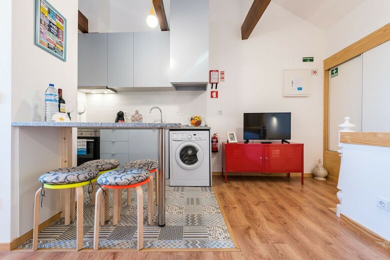 Apartamentos Antero Quental Residence