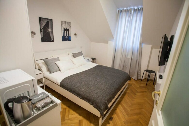 Apartamentos Sunny Studio In Heart Of Zizkov