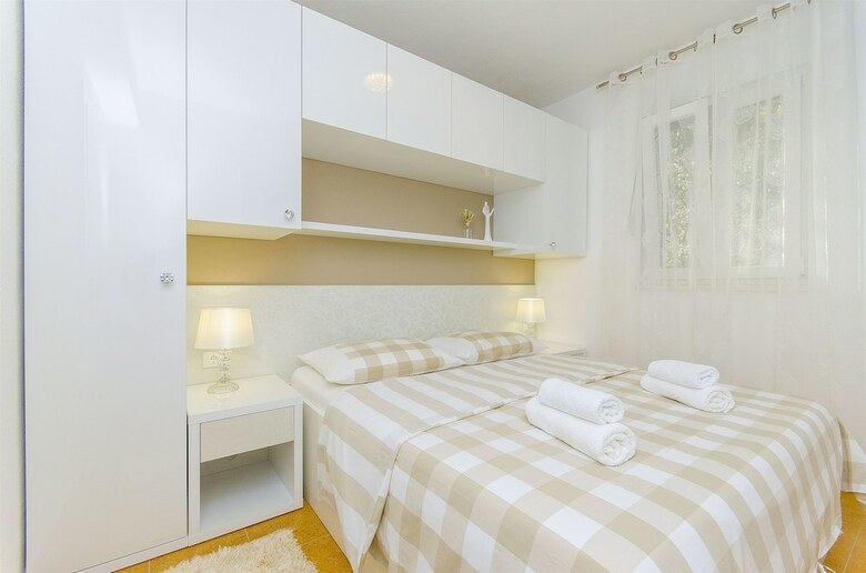 Apartamentos House Nono