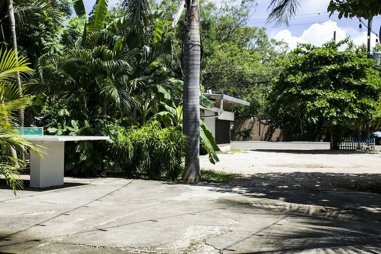Hotel Tsunami Hostel