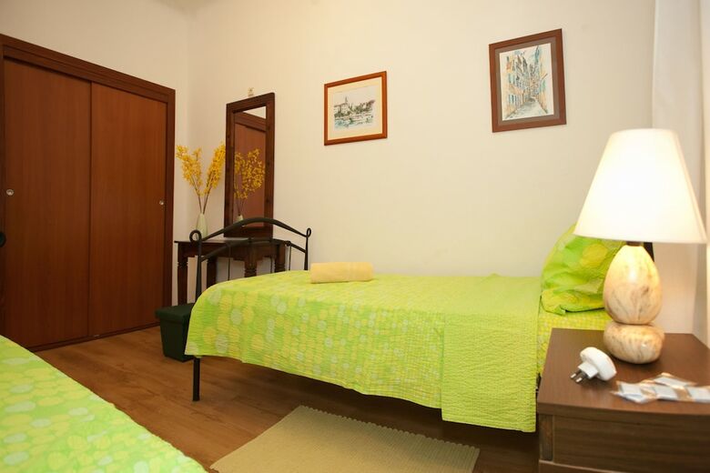 Apartments Zdravko