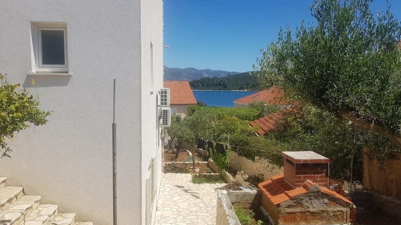 Apartments Badija