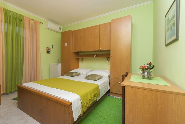 Apartamentos Rooms Vlahovi?