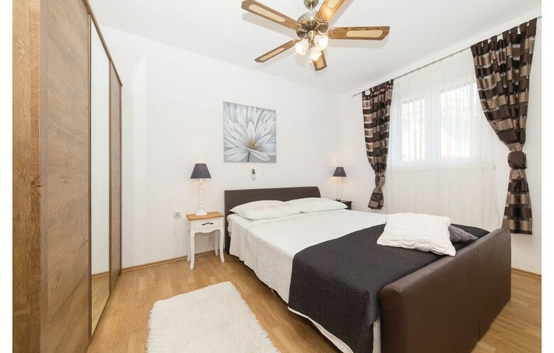 Apartment Sandra