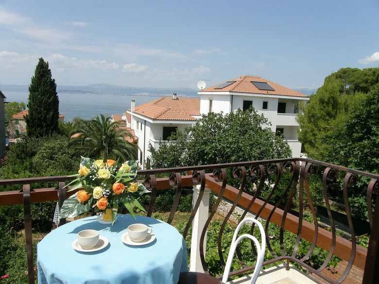 Apartments Renipol