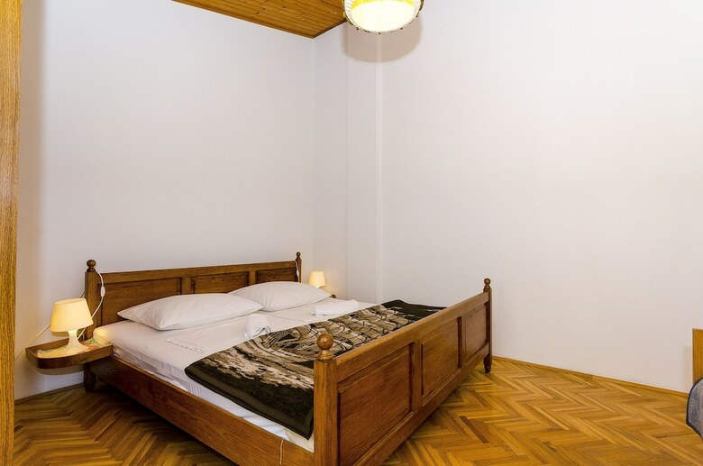 Apartments Rozalija