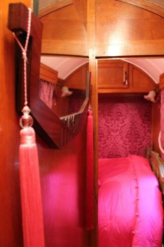Bed & Breakfast Roulottes Du Rouard