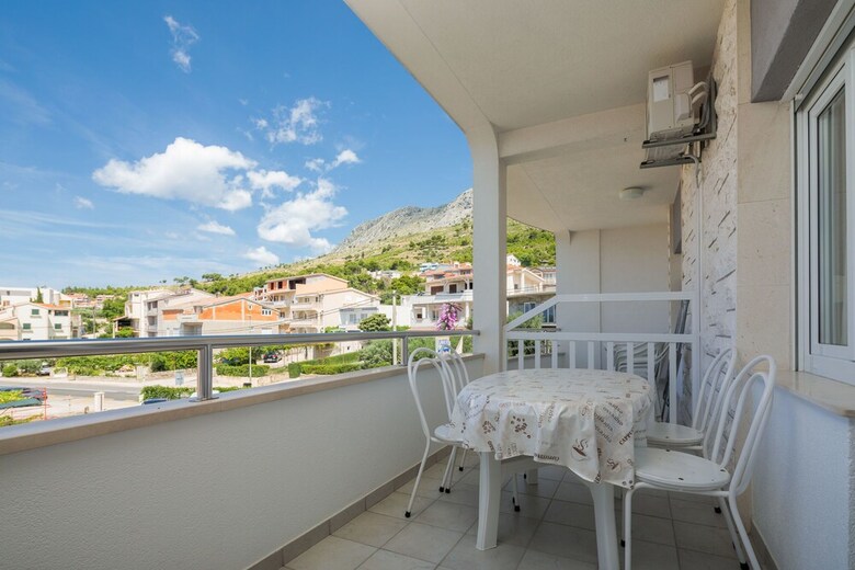 Apartments And Rooms Denis