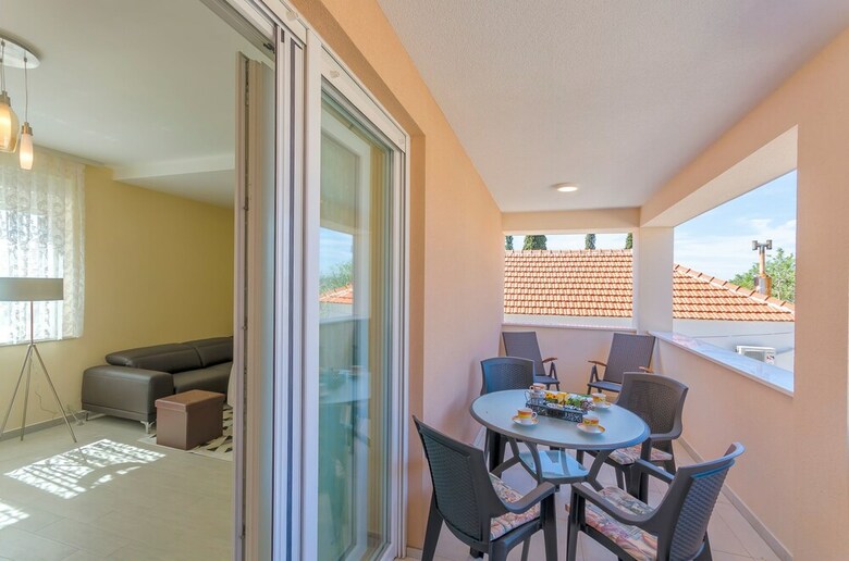 Apartments Luxury And Sea View