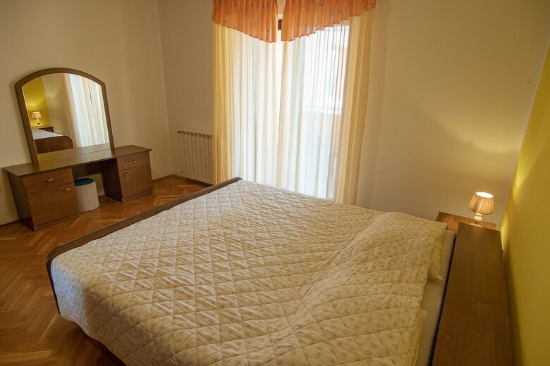 Apartments Edo