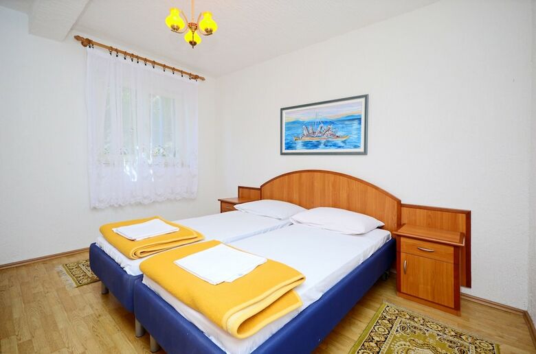 Apartments Marinko