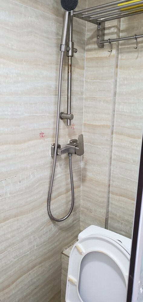 Hi Hotel - Guest House
