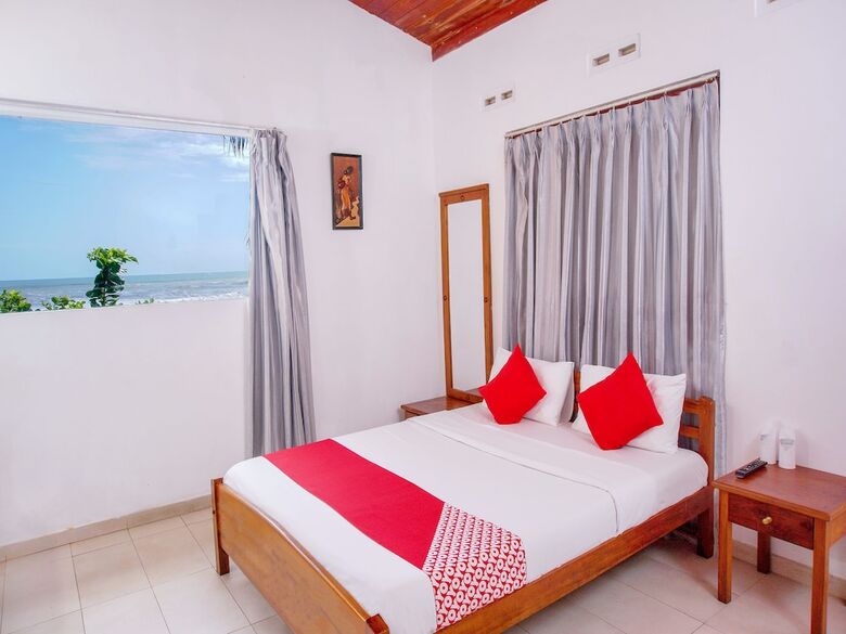 Oyo 246 Roy Villa Beach Hotel