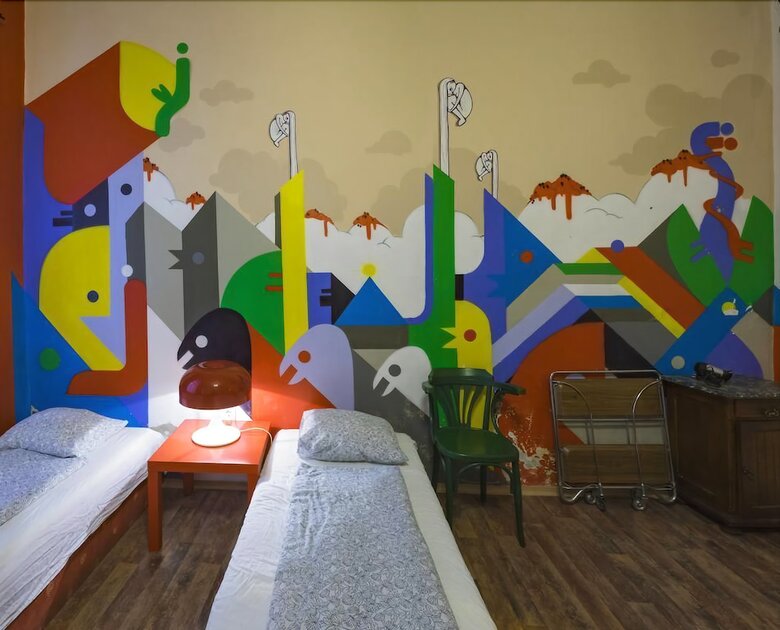Santico Art Hotel And Hostel