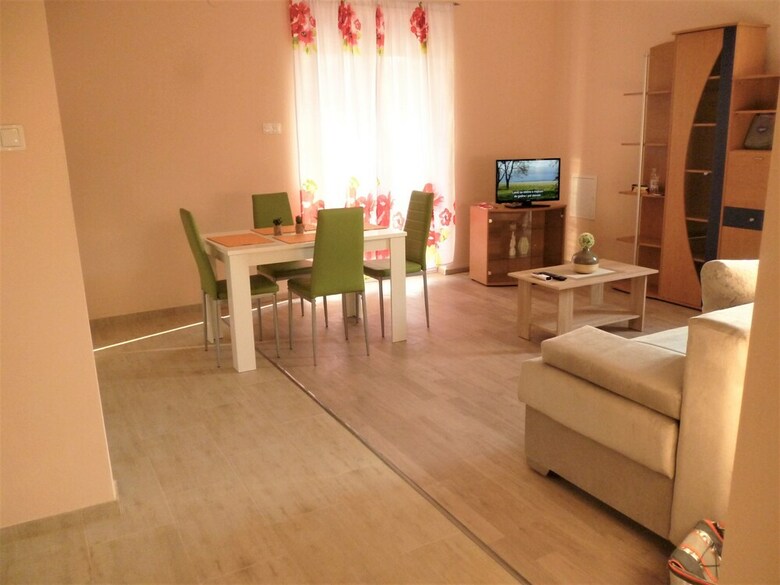 Apartments Lea-by The Pebble Beach "jaz"