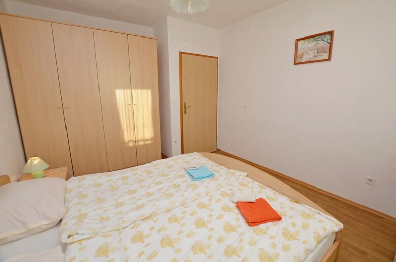 Apartment Jaka