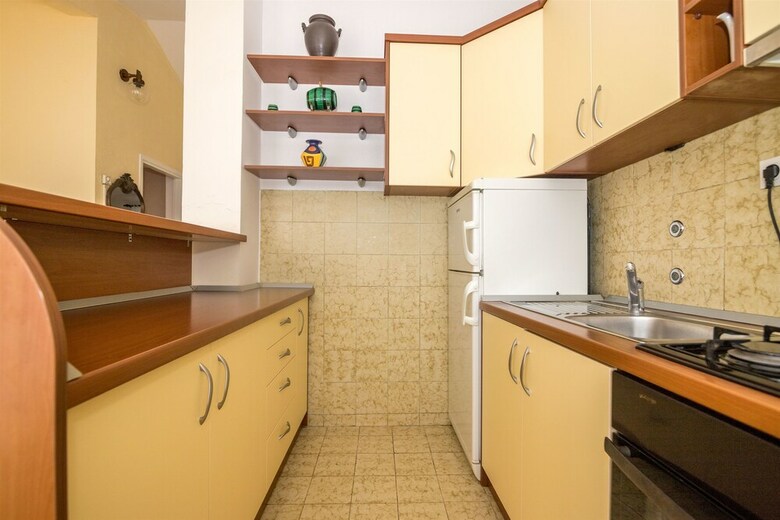 Apartments Kuli?
