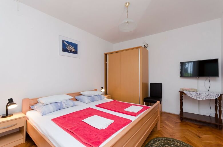 Apartments Miha