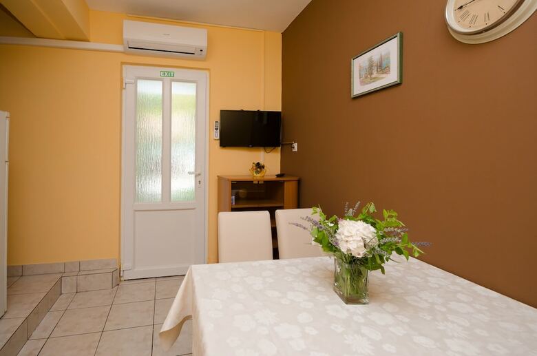 Apartments Jasna