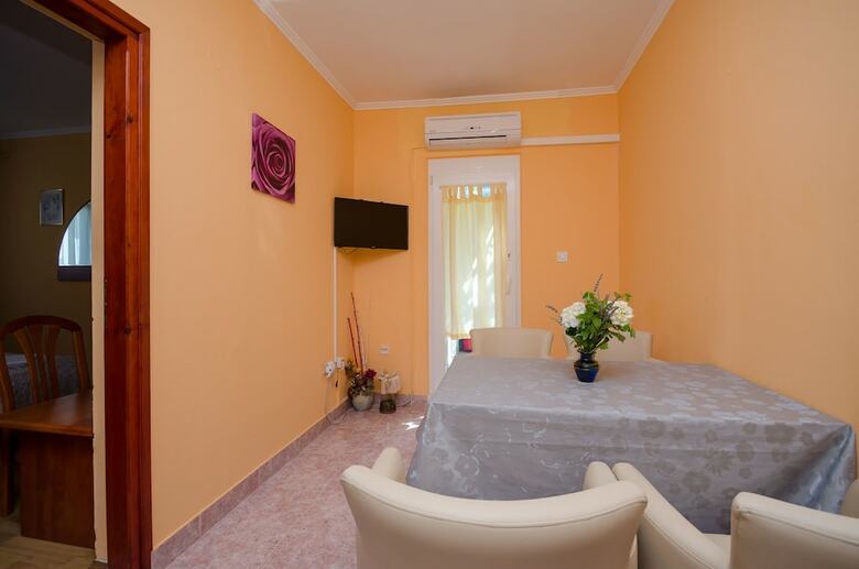 Apartments Jasna