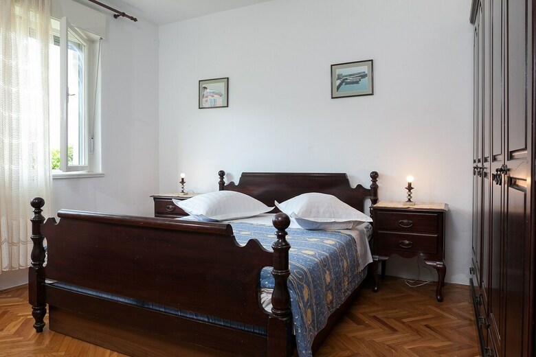 Apartments Lidija