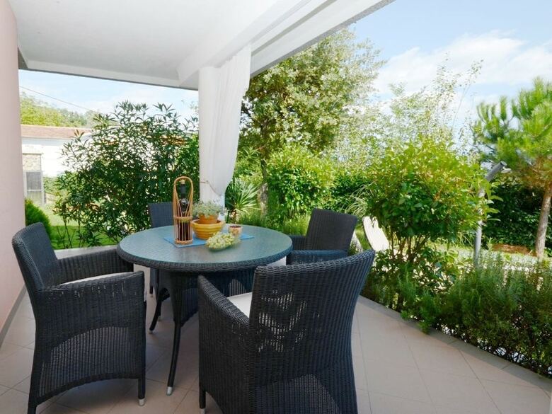 Apartments Josip