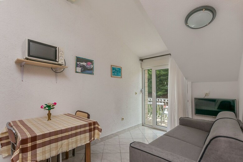 Apartments Luca