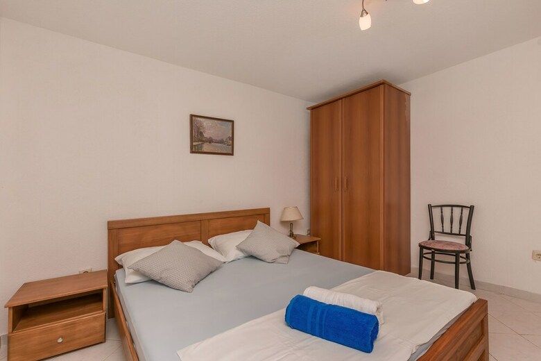 Apartments Luca