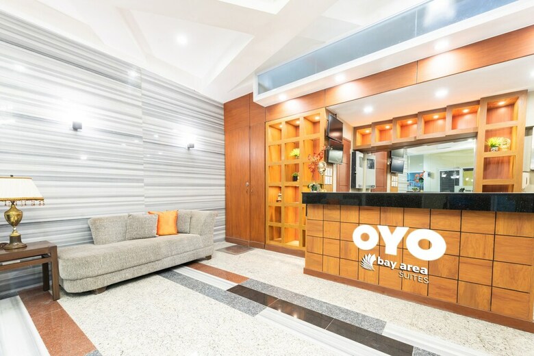 Hotel Oyo 207 Bay Area Suites