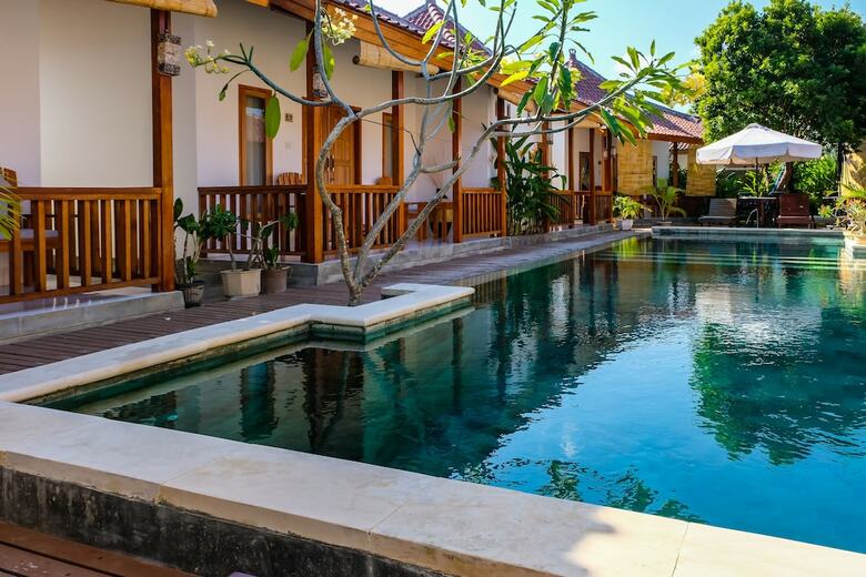 Hotel Oyo 1096 Bungalow And Restaurant Anda