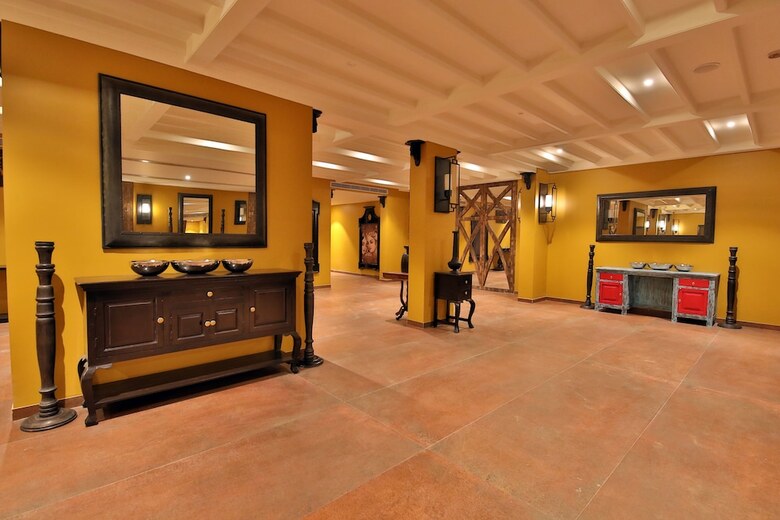 Hotel Sayaji Rajkot