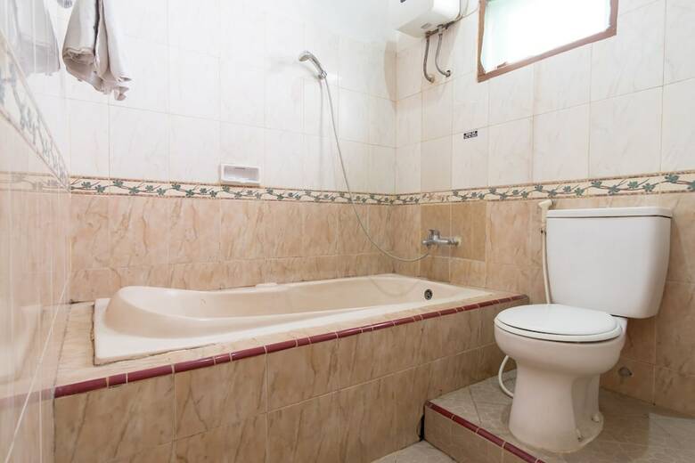 Oyo 1030 Hotel Bumi Asih