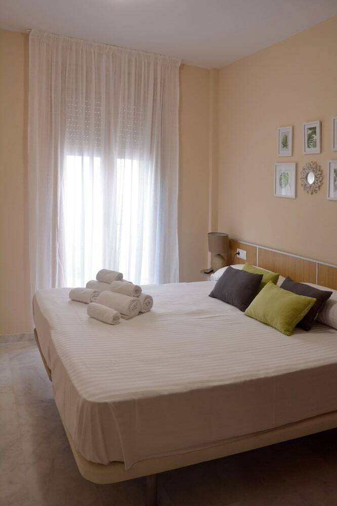 Apartamentos Casa Patio Las Palmeras