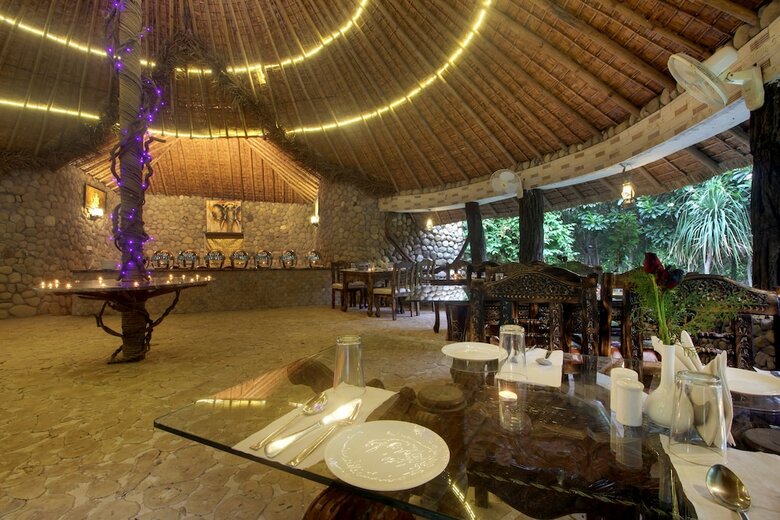 Hotel Lohagarh Corbett Resort