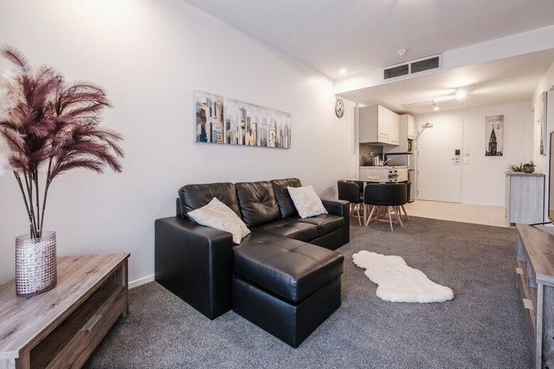 Toodle's This Cbd Apartment Is Ready To Delight