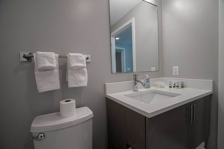 Sobe Waterfront Apartments