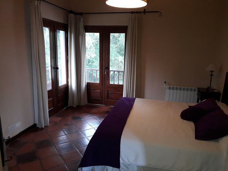 Hotel Torront�s