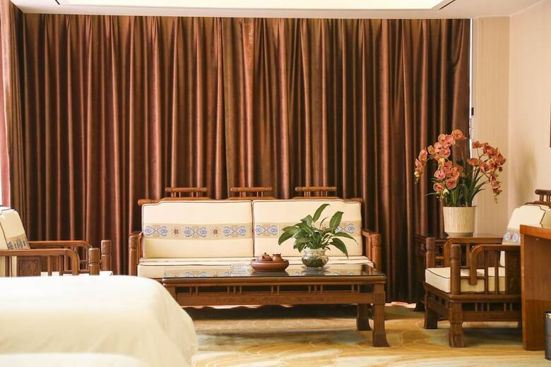 Zhongbo Art Hotel