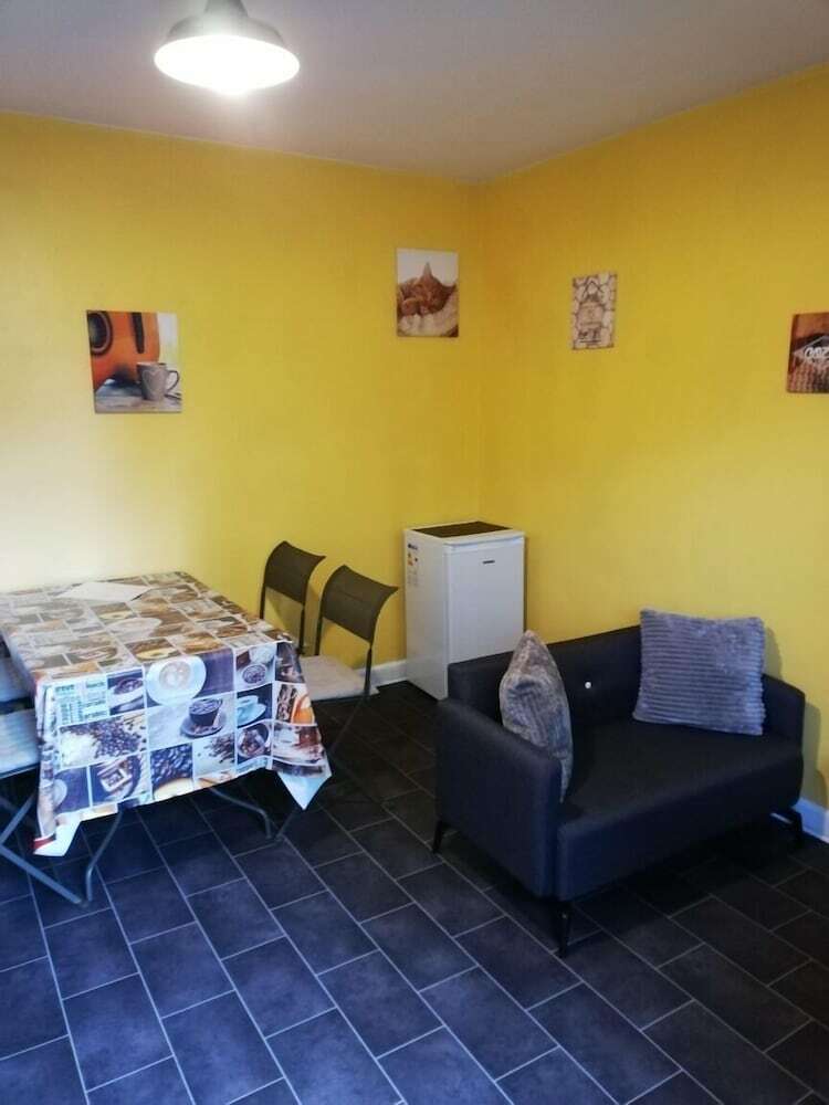 Apartamentos Dreibettappartement - Monteurswohnung