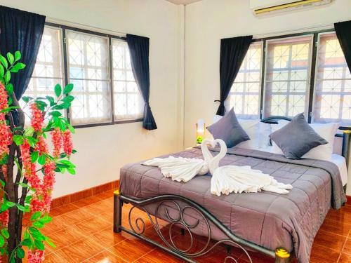 Thai Orange Villas