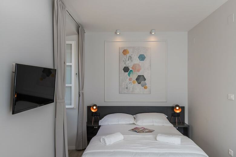 Apartments Urbis
