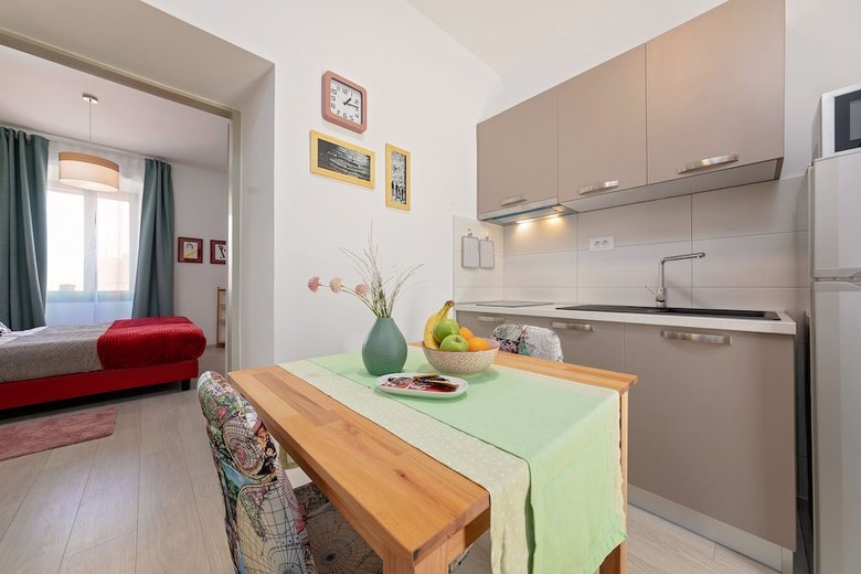 Apartment Arena