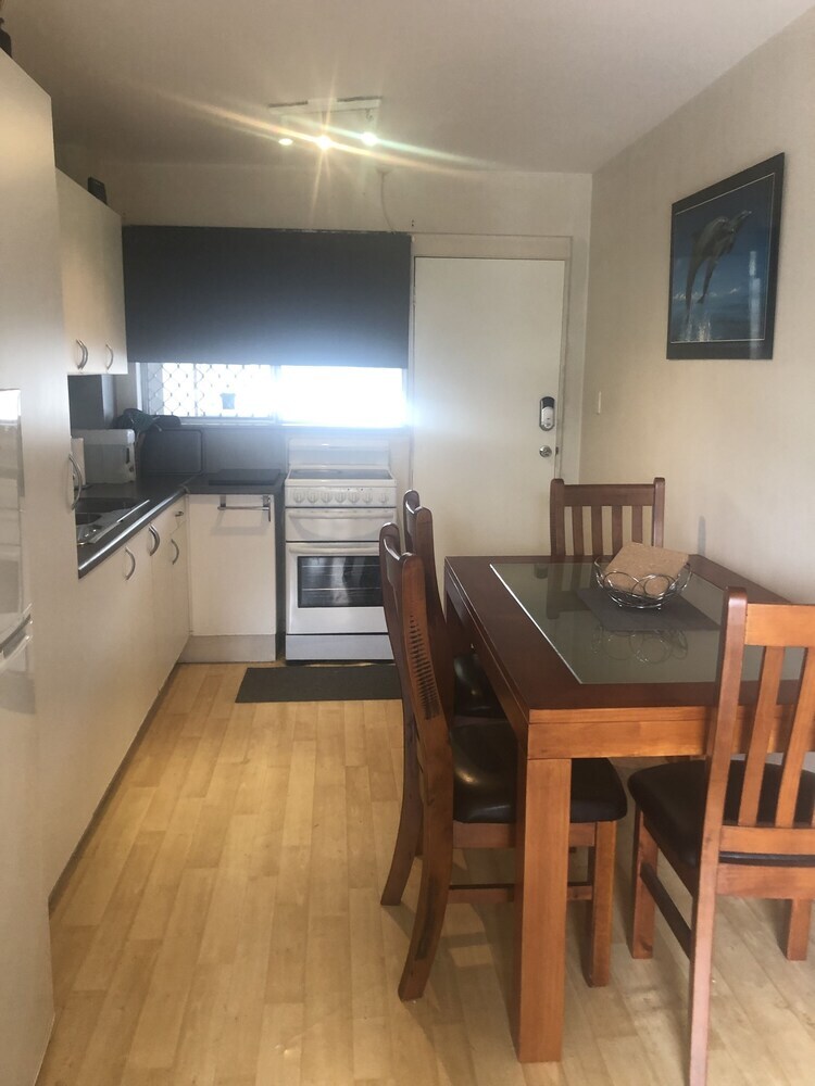 South Perth 2 Bedrooms Apartment