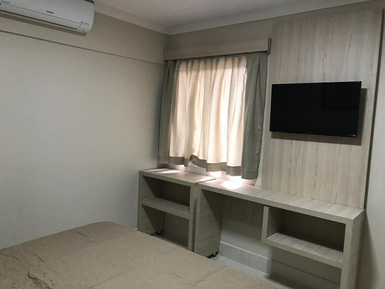 Hotel Di Roma Piazza Via Caldas